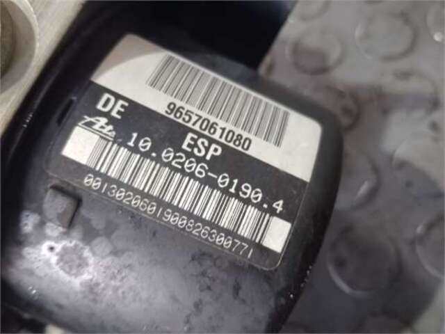 Foto 2ª: Abs Citroen C5 2.0 EXCLUSIVE [2.0 LTR. - 100 KW HDI CAT (RHR - DW10BTED4)] [RHR (DW10BTED4)]