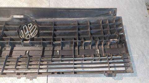 Foto 3ª: Rejilla Delantera Volkswagen Transporter CAJA CERRADA 61CV 45KW FURGONETA [1X] (1992)