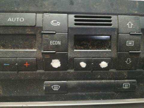 Foto 2ª: Mando Climatizador Audi A4 2.0 TDI AVANT 140CV 103KW [BLB] (2005)