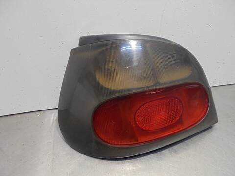 Foto 2ª: Piloto Trasero Izquierdo Renault Megane 1.6E EUROPA HATCHBACK BERLINA 75CV 55KW I BERLINA HATCHBACK BA0) [K7M] (1998)