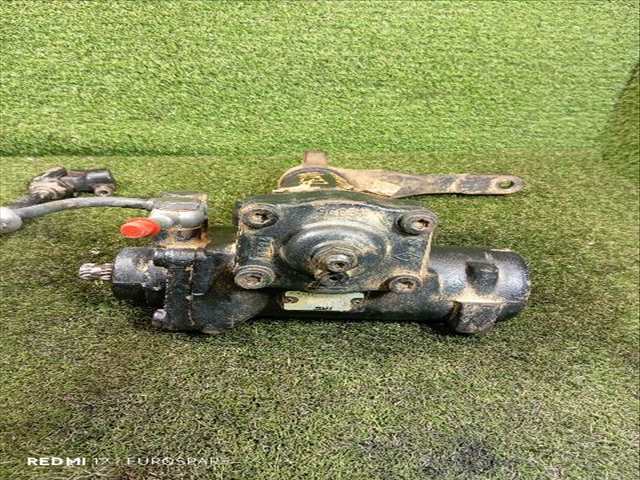 Foto 4ª: Caja Direccion Santana Anibal 2.8 TD MILITAR [8140.43P] (2004)