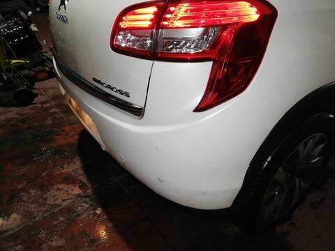 Foto 3ª: Paragolpes Trasero Citroen C4 9H05 AIRCROSS (2013)