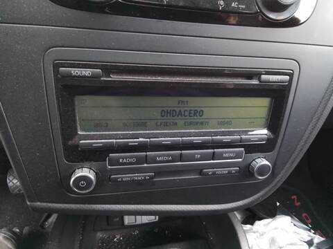 Foto 4ª: Sistema Audio Radio CD Seat Leon 1.6 TDI 90CV 66KW [CAY] (2012)