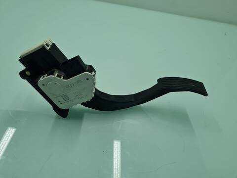 Foto 4ª: Pedal Acelerador Fiat Ducato 130 L2H2 131CV 96KW [F1AGL411M] (2017)