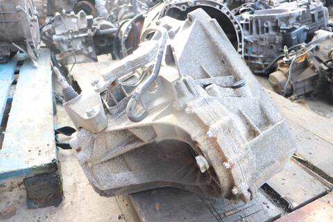 Foto 3ª: Caja Cambios Nissan Qashqai M9R832 (2007)