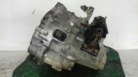 Foto 3ª: Caja Cambios Nissan X-Trail 2.2 16V TD CAT 114CV 84KW T30) [YD22ETI(YD22DDTI)] (2002)