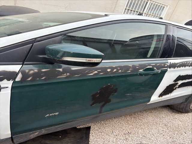 Foto 3ª: Puerta Delantera Izquierda Ford Kuga VERSION INDEFINIDA (2015)