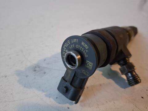 Foto 2ª: Inyectores Peugeot 207 8HR (2012)