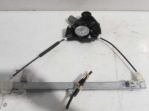 Foto 3ª: Elevalunas Manual Trasero Izquierdo Toyota Yaris 1.5 HYBRID MXPH11) 92CV [M15A-FXE] (2020)