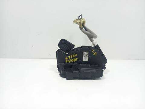 Cerradura Puerta Trasera Derecha Volkswagen Passat CRL