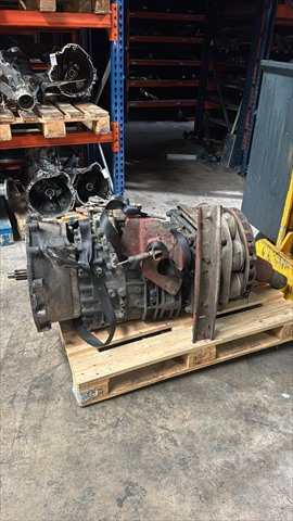 Foto 4ª: Caja Cambios Iveco Eurocargo 4.0 TD C-35 [D/DF2BE0682A] (2004)