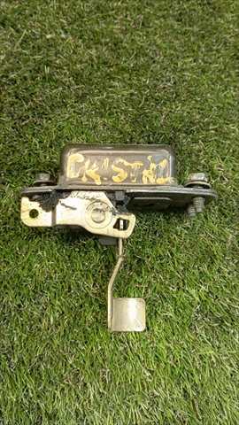 Foto 3ª: Cerradura Maletero Portón Nissan Patrol 3.3 D SD33 5P (1989)