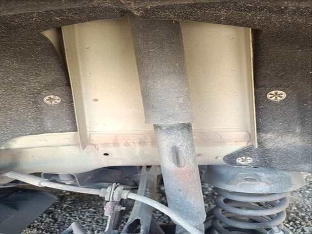 Amortiguador Trasero Izquierdo Ford Kuga UFMA AUT.