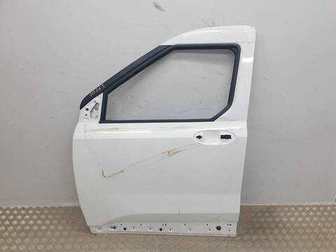 Puerta Delantera Izquierda Ford Transit VERSION INDEFINIDA