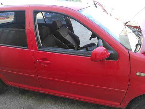 Puerta Delantera Derecha Volkswagen Golf AKL BERLINA