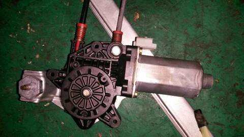 Foto 2ª: Elevalunas Eléctrico Delantero Derecho Citroen Xsara 1.6 BERLINA 88CV 65KW [NFZ] (1999)