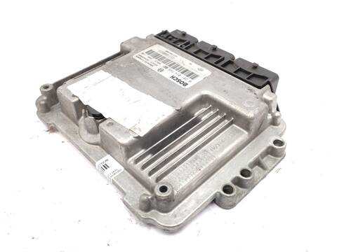 Foto 2ª: Centralita Motor ECU Renault Scenic 1.9 DCI 131CV 96KW GRANDI JZ0/1_) [F9Q872] (2009)