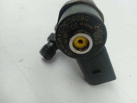 Foto 2ª: Inyectores Mercedes Clase E 180 270 CDI 210.016) BERLINA 170CV 125KW [612961] (2000)