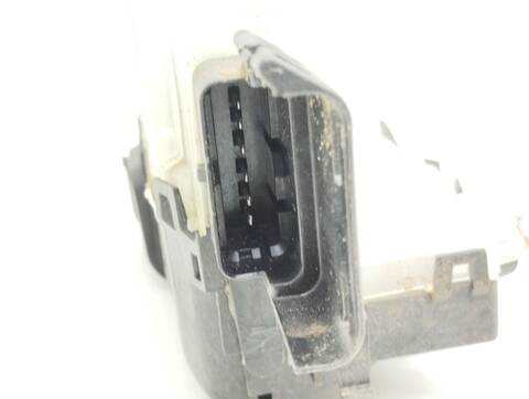 Foto 3ª: Cerradura Puerta Trasera Izquierda Opel Corsa EDITION 101CV 74KW [HN05] (2020)