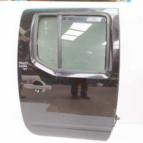 Puerta Trasera Derecha Nissan NP300 2.5 DCI 4X4