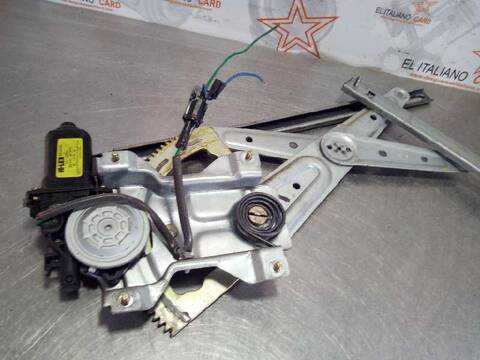 Foto 3ª: Elevalunas Manual Trasero Derecho Kia Sorento 2.5 CRDI EX 140CV 103KW [D4CB] (2005)