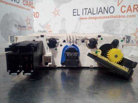 Foto 4ª: Mando Calefacción A. A. Ford Transit FT 300 M CABINA SIMPLE MEDIA 125CV 92KW CAJA ABIERTA [CYRB] (2013)