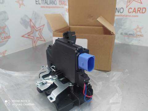 Foto 2ª: Cerradura Puerta Trasera Derecha Volkswagen Golf BERLINA 105CV 77KW (2003)