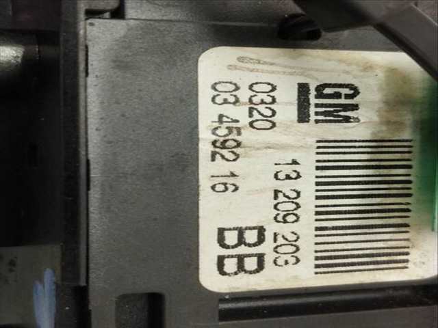 Foto 3ª: Botonera Elevalunas Opel Astra EDITION 90CV 66KW [Z14XEP] (2006)