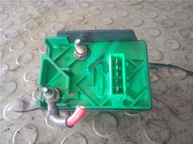 Foto 2ª: Caja Reles Fusibles Citroen Xsara 2.0 HDI [RHY (DW10TD)]