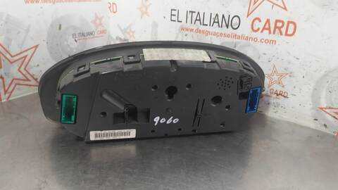 Foto 2ª: Cuadro de Instrumentos Volkswagen Passat HIGHLINE BERLINA 130CV 96KW [AVF] (2001)