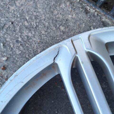 Foto 2ª: Juego LLantas Audi A8 4.2 QUATTRO 335CV 246KW [BFM] (2003)