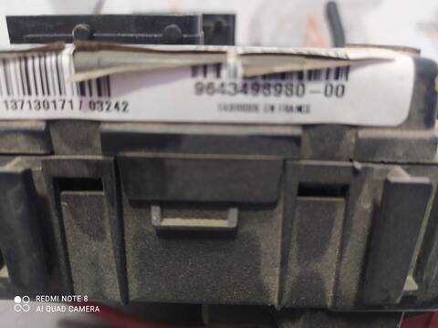 Foto 3ª: Caja Reles Fusibles Citroen Berlingo 2.0 HDI MULTISPACE 90CV 66KW [RHY] (2002)