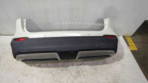 Foto 3ª: Paragolpes Trasero Nissan Qashqai 1.3 DIG-T 140CV [HR13DDT] (2013)