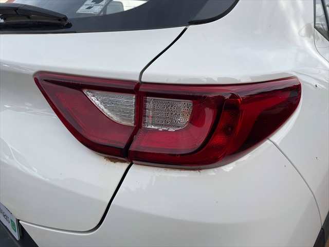 Foto 3ª: Piloto Trasero Derecho Kia Stonic 1.2 G 80cv [G4LF] (2024)