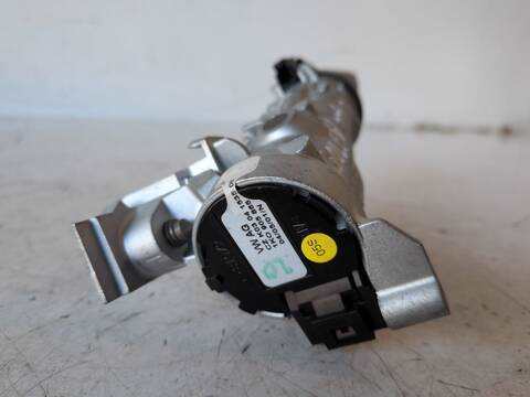 Foto 2ª: Motor de Arranque Volkswagen Golf BERLINA (2003)