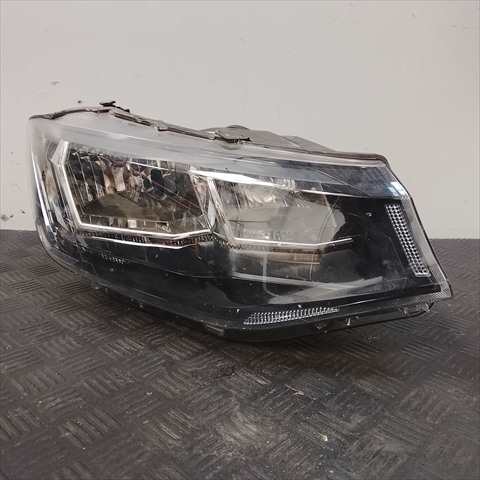 Faro Derecho Volkswagen Caddy 0.1