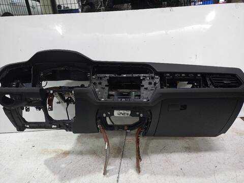 Foto 3ª: Salpicadero Volkswagen Touran ADVANCE BMT 110CV [CRKB] (2015)