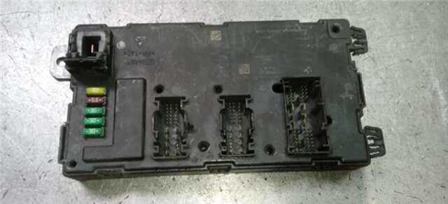Foto 2ª: Caja Reles Fusibles Bmw Serie 3 315 316 D [N47D20C]