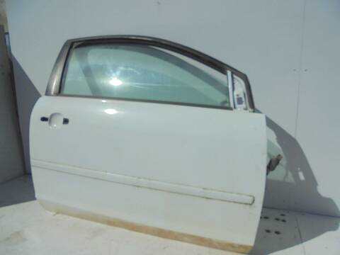 Foto 3ª: Puerta Delantera Derecha Ford Focus S BERLINA 136CV 100KW [G6DA] (2006)
