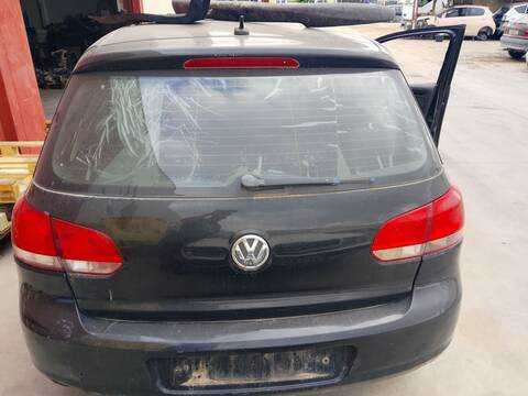 Portón Volkswagen Golf CBA