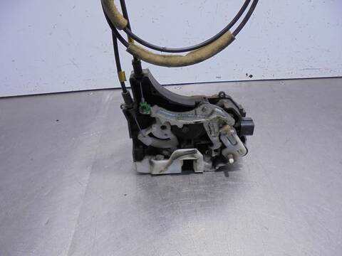 Foto 3ª: Cerradura Puerta Trasera Izquierda Mitsubishi Grandis 2.0 DI-D CAT 136CV 100KW [BSY] (2008)