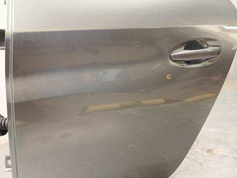 Foto 3ª: Puerta Trasera Izquierda Peugeot 208 1.2 PURETECH 100 101CV 74KW [HNE] (2024)