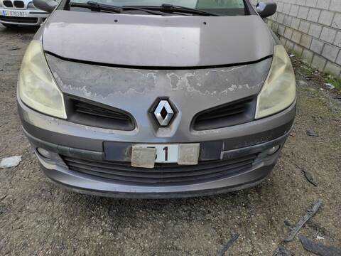 Paragolpes Delantero Renault Clio D4F784