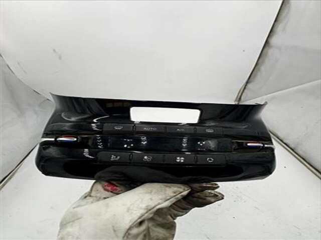 Foto 3ª: Mando Climatizador Peugeot 2008 1.6 ACTIVE [1.6 LTR. - 73 KW BLUE-HDI FAP]