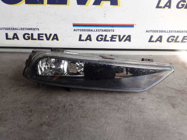 Faro Antiniebla Delantero Derecho Volkswagen Golf 2.0TDI150CV