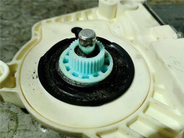 Foto 2ª: Elevalunas Eléctrico Delantero Izquierdo Seat Leon 2.0 TDI 16V [BKD]