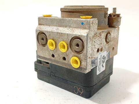 Foto 3ª: Abs Toyota Hilux 2.5 TD 144CV 106KW [2KD] (2014)