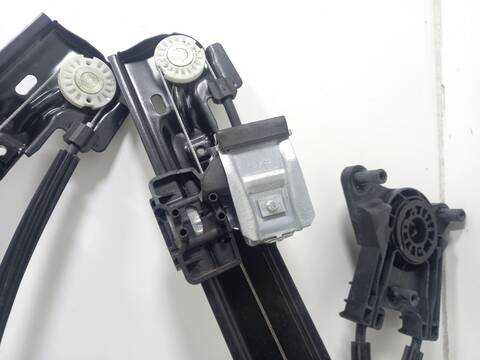 Foto 2ª: Elevalunas Eléctrico Delantero Derecho Seat Ibiza CJZ (2015)