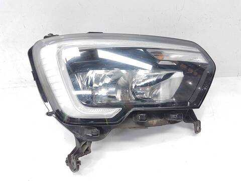 Faro Derecho Renault Master L2H2 HKA 35T