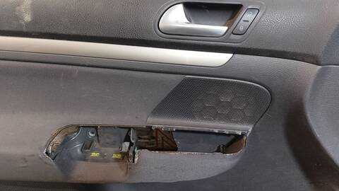 Foto 2ª: Tapizados Cartoneras Volkswagen Golf HIGHLINE BERLINA 105CV 77KW [BXE] (2003)